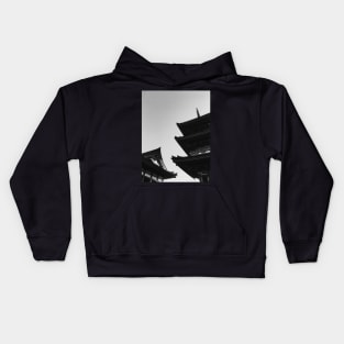 Roofs of Japanese Pagoda in Black and White Kids Hoodie